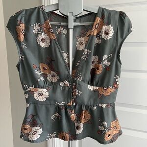Sadie & Sage Floral Button-Front Blouse in Gray and Brown
